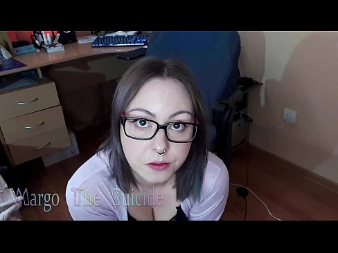 ❤️ Секси девојка со наочари длабоко го цица дилдото на камерата ❤❌ Порно на порно mk.sexera.ru